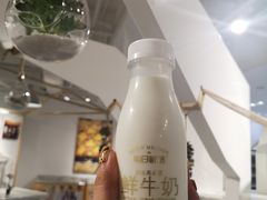 -蒙牛工业旅游景区