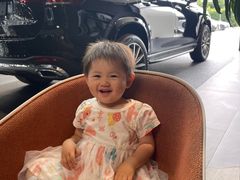 -奔驰上海利星(七宝店)