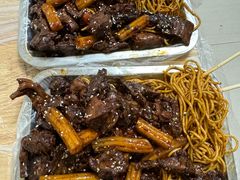 -郑记•不夜城烧烤•龙虾•虾蟹(黄鹤楼店)