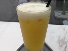 -UNI UNI(环亚凯瑟琳店)