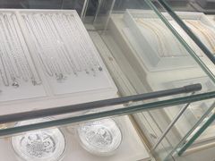 -玉凡奢侈品黄金回收