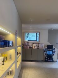 -安吉拉·纤纤玉指美甲美睫创意中心