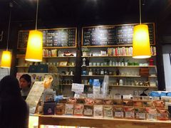 -猫的天空之城概念书店(杭州南宋御街店)