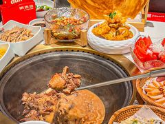 -锅当当铁锅炖烀饼王(长泰广场店)