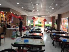 大堂-名超海鲜烧烤大排档
