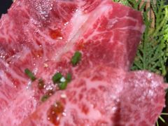 -山川小町·极番烧肉(新地假日广场店)