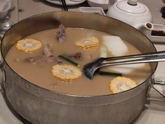 -肥仔文澳门猪骨煲(南京西路店)