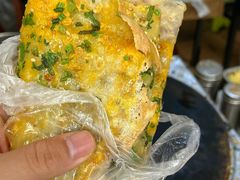 -正宗杂粮煎饼香软鸡蛋饼