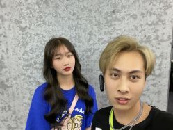 -诗悦发型SALON·圣罗兰店