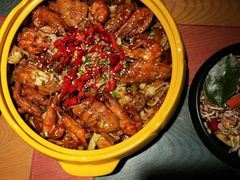 -多嘴超级肉蟹煲(杉杉国潮主题店)