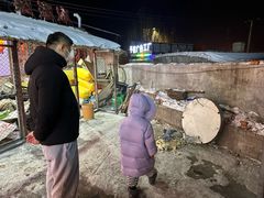 -鱼窝棚柴火铁锅炖(富山屯店)