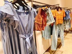 -URBAN REVIVO(西安Momopark店)