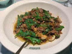 -费大厨辣椒炒肉(高铁吾悦广场店)