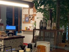 -Line 咖啡(石厦花园店)