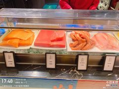 -广州万富希尔顿酒店·感趣自助餐厅·金秋蟹宴生蚝海鲜刺身
