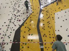 -问山MountQuest攀岩馆