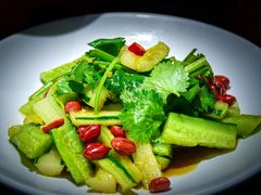 -辣尚瘾·烤鱼·新川菜(牡丹园直营店)