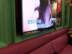-麦朗量贩KTV音乐氧吧(泉水轻轨车站店)
