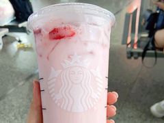 -星巴克(广州南站A18检票口楼上)