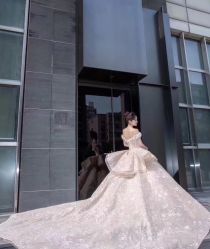 -柏拉图婚纱馆
