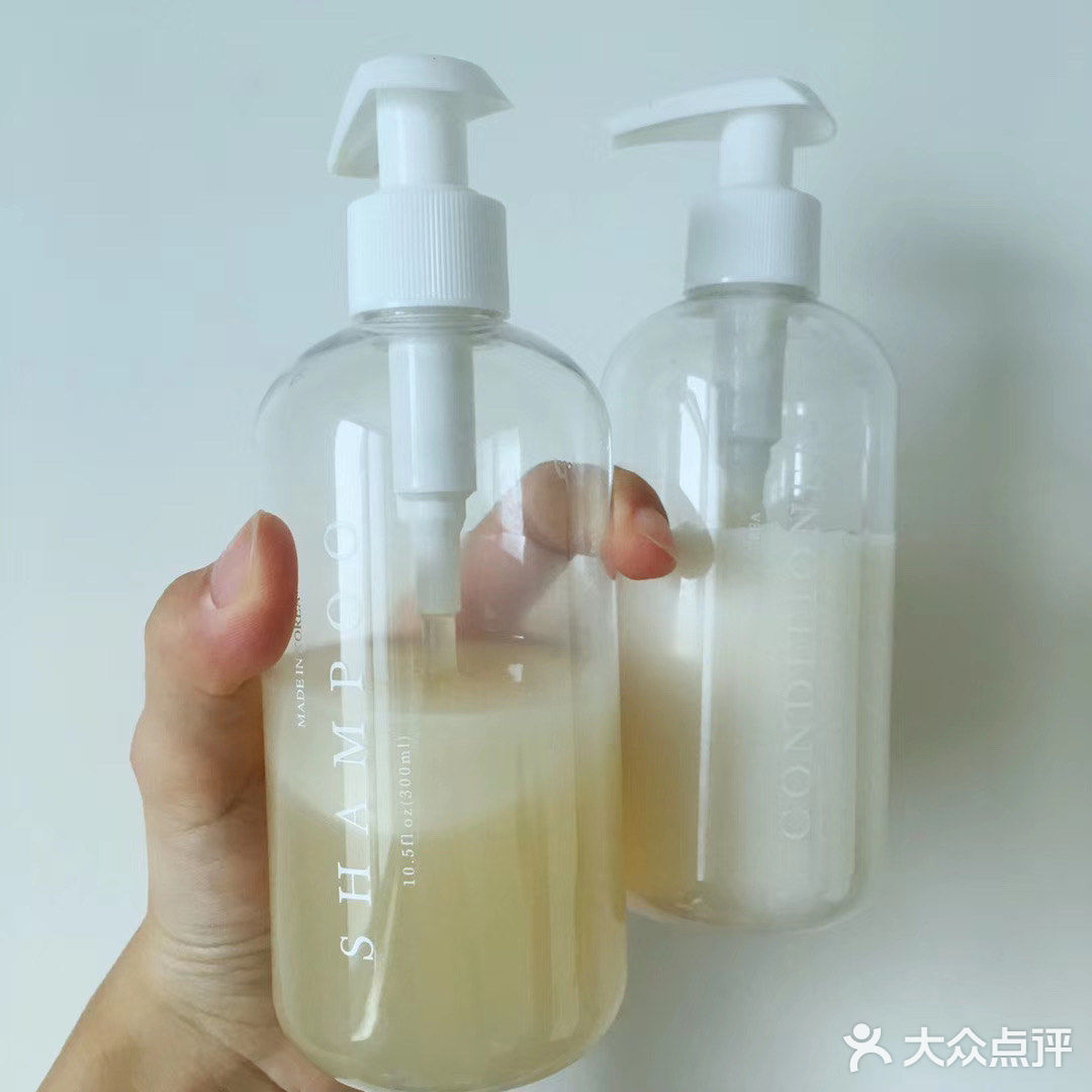 大油头洗完第二天还能做到头发蓬蓬的！简直不要太爱了