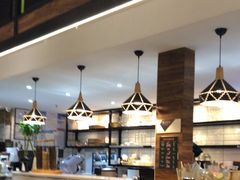 -西语炭烧牛排·西厨(石龙店)