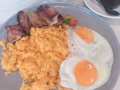 -The Sunny Side Cafe Station 1