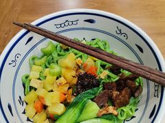 -秦君宝手擀菠菜面(金花路店)
