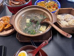 -古都历食南京菜·烤鸭·鸭血粉丝·汤包(南京博物院店)