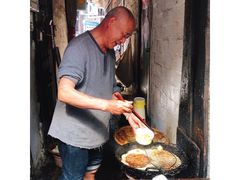 -仓桥直街臭豆腐