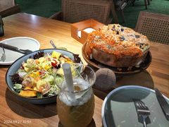 -Dragon Pizza•圆脸龙披萨·牛排餐厅