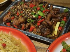 -泥糊破店小酒馆·团建聚餐(南京西路店)