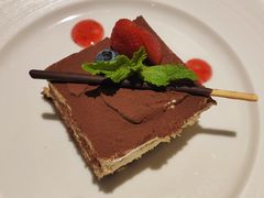 -Erman岩烧牛排(虹桥南丰城店)