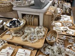 -三福时尚(三峡广场华夏银座店)