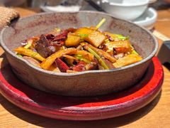 -云海肴·汽锅鸡·云南代表菜(天山百盛优客店)