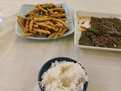 -霄汉牛三鲜湖北砂锅菜(万松园2店)