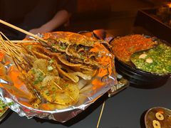 -何师烧烤·香辣蟹·川菜·30年老品牌(太古里旗舰店)