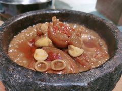 黑金蒜焖猪手-杏花堂山西菜馆(壹方城店)