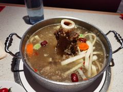 -左庭右院鲜牛肉火锅(环球港店)