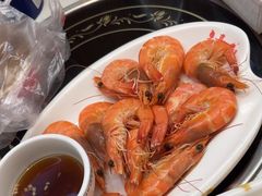 -老东镇啤酒屋海鲜加工·蒸汽海鲜·海鲜烧烤(台东店)