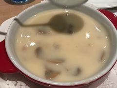 -必胜客(新中纬店)