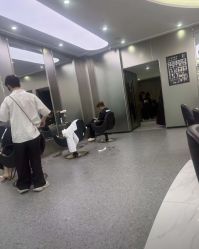 -MOVAN  HAIR莫凡匠人发型屋