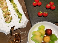 -海派悦庭·海胆烧麦·新融合菜(凯德广场店)