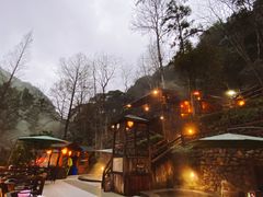 -天明山温泉大酒店