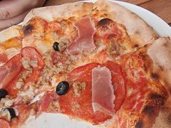 -城市大道红炉披萨烘焙坊