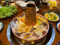 -岳记兴隆·青城腊排铜火锅(融创店)