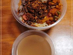 -吉庆桂林米粉·柳州螺蛳粉(港汇广场店)