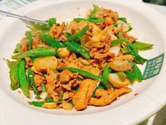 -绿草地·湘菜(7mall店)
