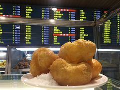 奶油炸糕-聚德华天护国寺小吃(甜水园店)
