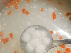 -城墙拐拐火锅(三峡广场黑金冠店)
